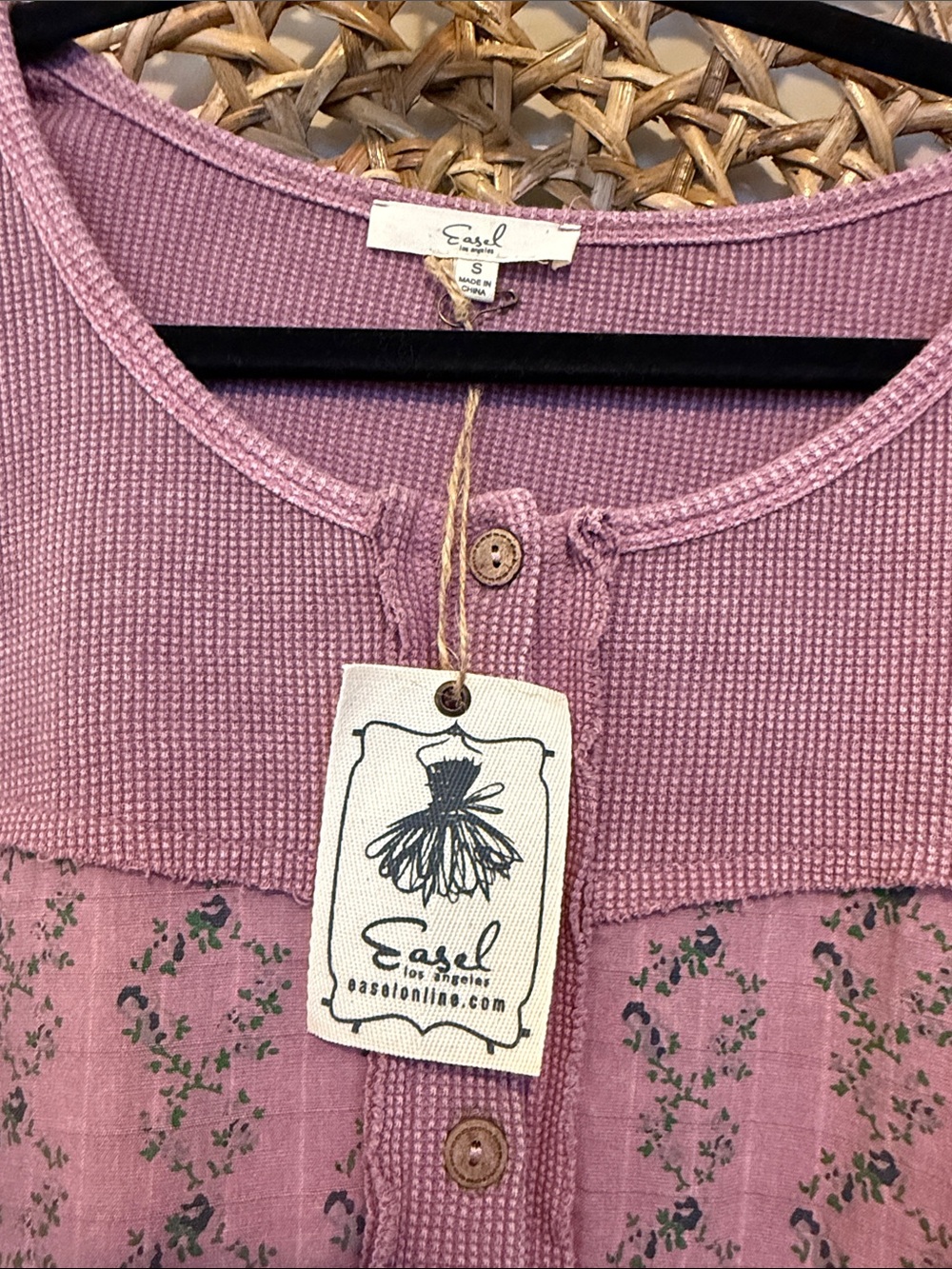 easel Mauve Patchwork Floral Henley Sweatshirt - Picture 3 of 15